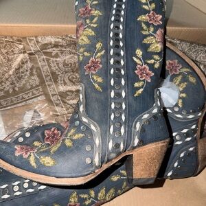 Embroidered Blue Floral Heeled Cowboy Boots